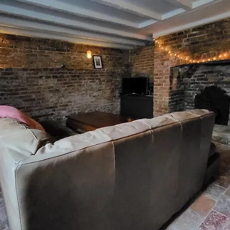 14 St Saviours Place, * York