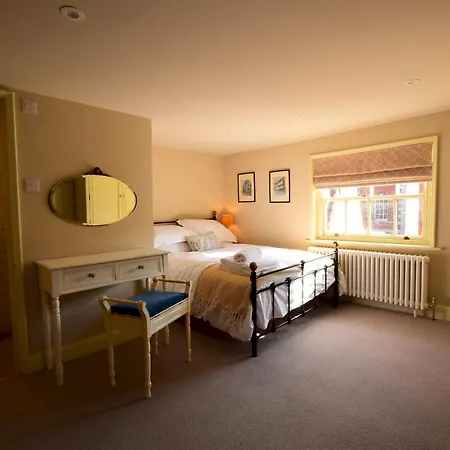 Holiday home 14 St Saviours Place,