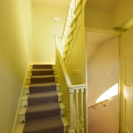 14 St Saviours Place, ヨーク