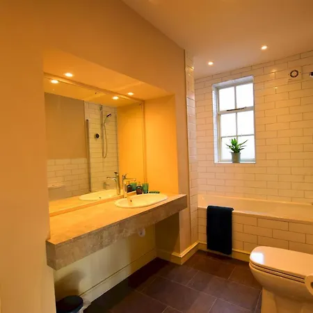 14 St Saviours Place, *